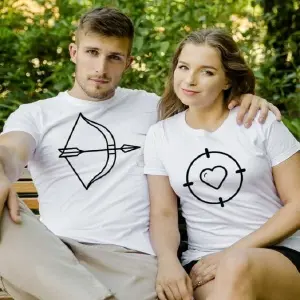 CAMISAS EN PAREJA FLECHAS