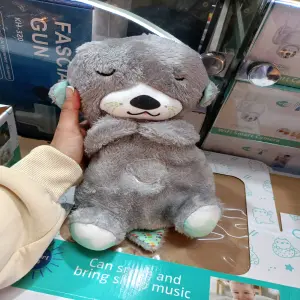 Nutria de peluche que respira