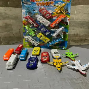 Set De Carritos con aviones