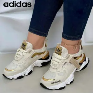 Adidas Corazón