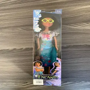 Muñeca Encanto 30cm