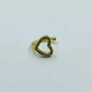EARCUFF CORAZON DE CRISTAL
