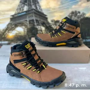 Bota CAT