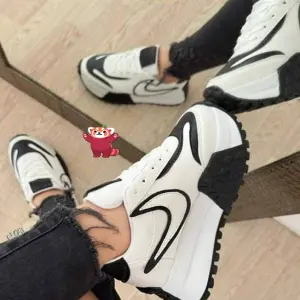 Nike tractor dama