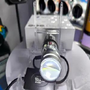 Par de Bombillos LED Bifocales (M011X-H4 W) - Par Bombillos Led Bifocal (M011X-H4 W)