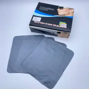 Estuche rígido + paño de microfibra