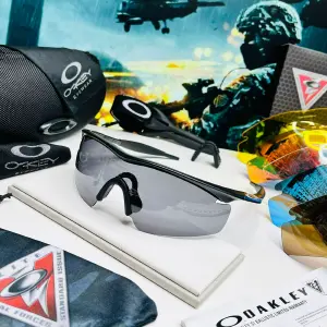 GAFAS OAKLEY 6 LENTES MFRAME STRIKE