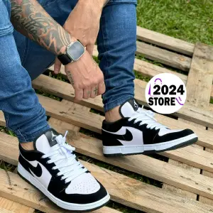 NIKE UNISEX HRT ✨