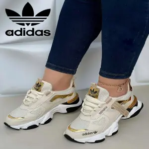 Tenis Adidas