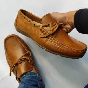 Calzado para hombre mocasin en CUERO