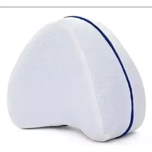 ALMOHADA TRIANGULAR 16-7