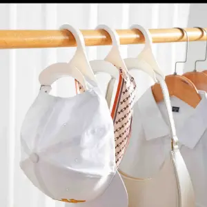 GANCHOS PARA BOLSOS