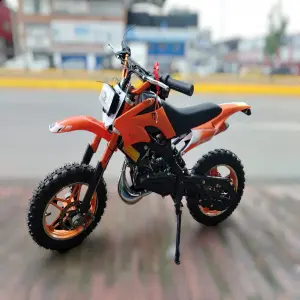 MOTO A GASOLINA PARA NIÑOS 2T