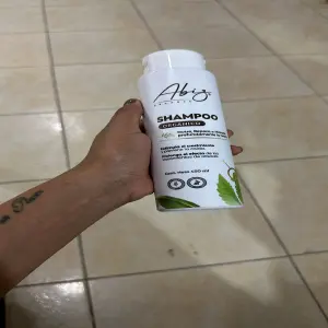 shampoo post cuidado