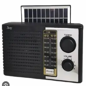 RADIO PORTATIL RECARGABLE CON PANEL SOL