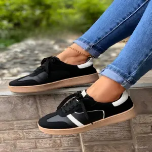 Tenis de mujer Julieta Negro Blanco