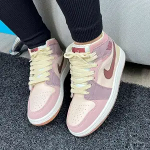 CALZADO NIKE DUNK