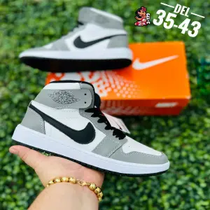Nike Retro Jordan Gris  LIlo