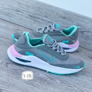 BELLO NIKE DAMA