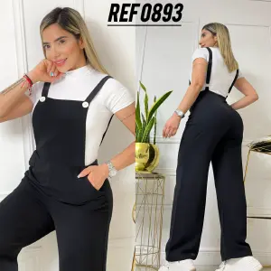 HERMOSO  CONJUNTO EN CHALIS