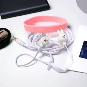 AUDIFONO CON MANILLA CONEJA 22MA06803
