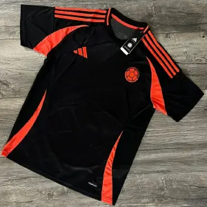 Camiseta Visitante Selección Colombia 24