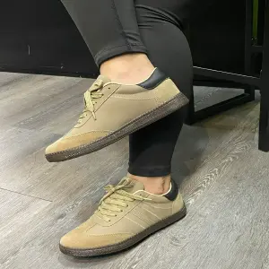 Deportivo bajito suela caucho 520W