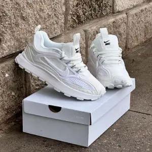 NIKE BAILLELI