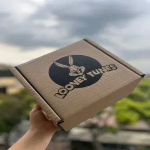 Caja Looney Tunes: ¡Aventuras en cada rincón! - Caja Looney Tunes