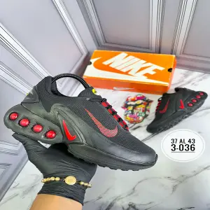 NIKE MAX DN