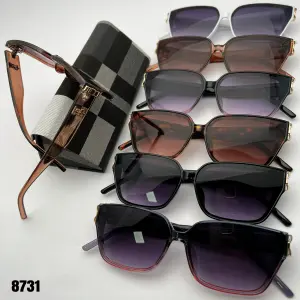 BURBERRY fashion