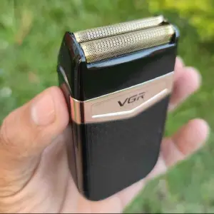 Vgr 331 Shaver