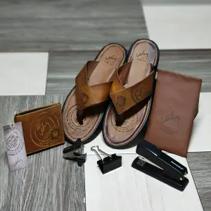 REF: M001