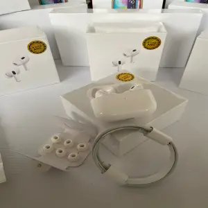 AIRPODS PRO 2 GENER CARGA INALAMBRICA