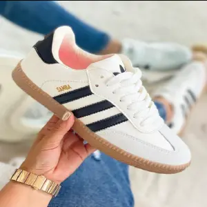 Bellos Adidas samba lill