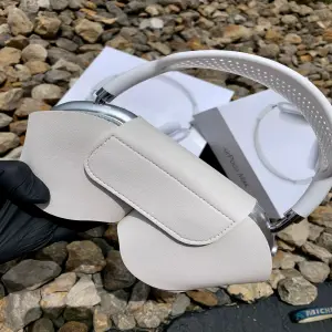 AIRPODS MAX 1.1  AIRMAX