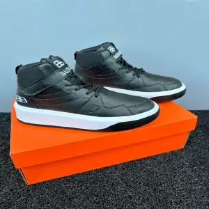 BOTA BALENCIAGA
