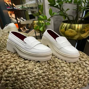 Mocasin suela alta M11RP