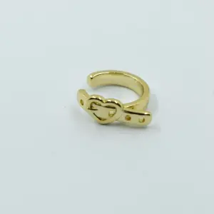 EARCUFF CORAZON DORADO