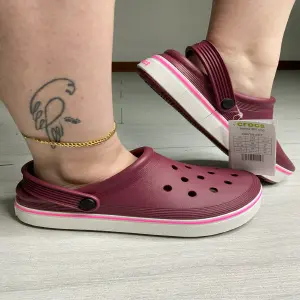 CROCS ORIGINAL FUCSIA