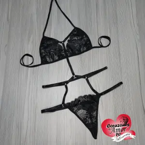 Body encaje negro trk13
