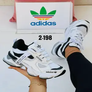 ADIDAS DE DAMA