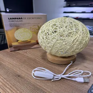 LAMPARA CIRCULAR DE FIBRAS PARA ESCRITOR