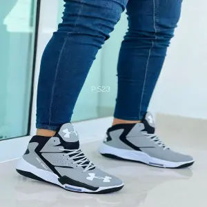 UNDER ARMOUR PTÑ
