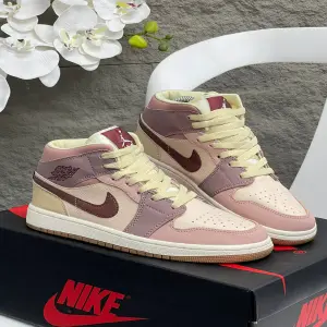 👸🏻NIKE JORDÁN RETRO 1 DAMA👸🏻