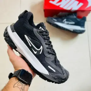 Nike ACG Low Para Caballero