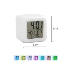 Reloj Despertador Cubo 7 Colores Led