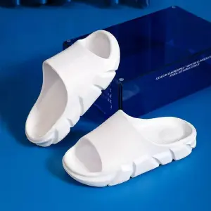 PANTUFLAS BALENCIAGA CABALLERO