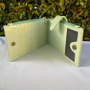Billetera Ref. 10