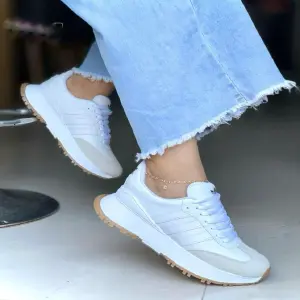 ADIDAS COUNTRY
